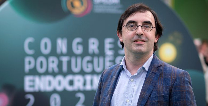 Hipoparatireoidismo: A era da reposição hormonal